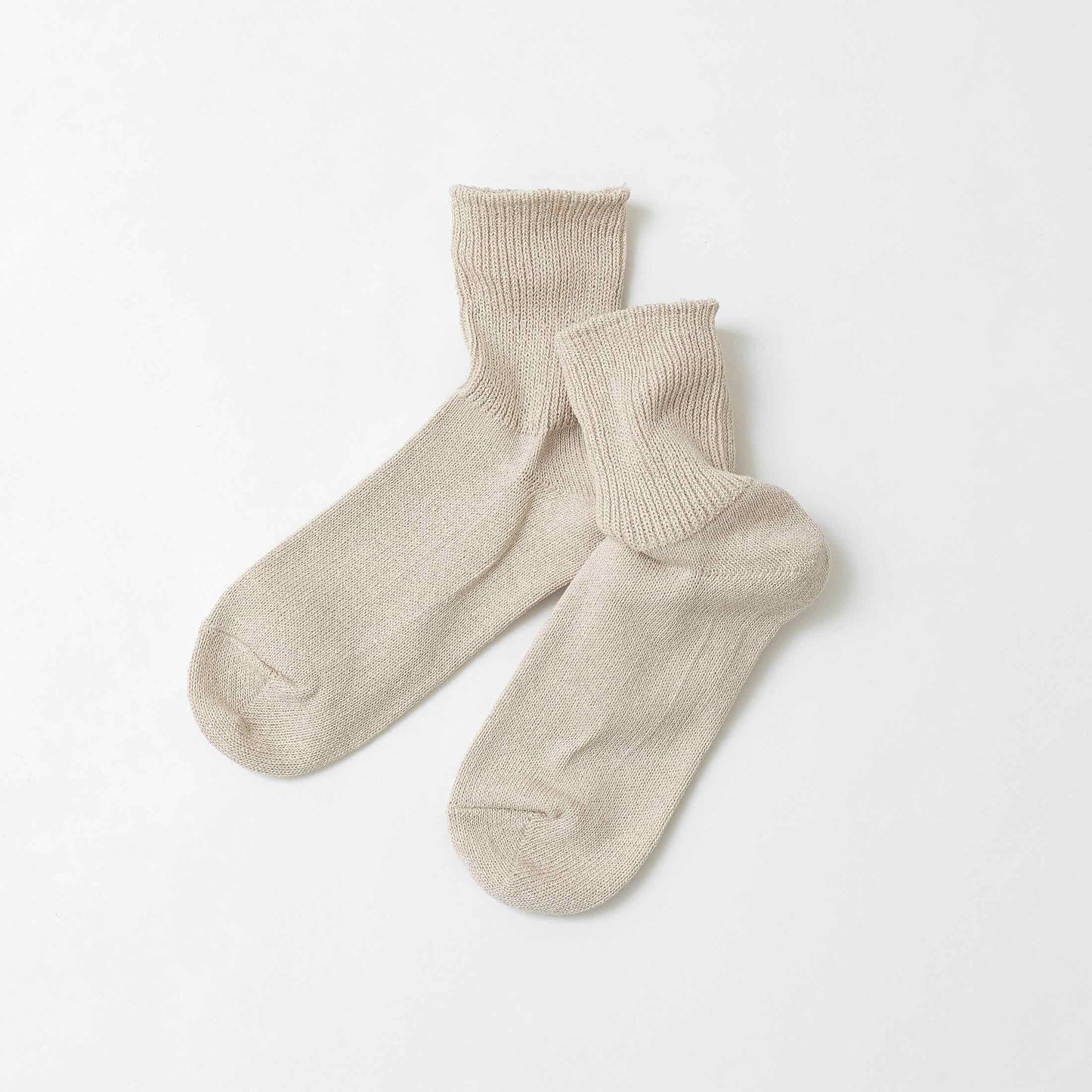 White crew socks in cotton